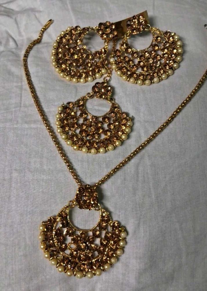 Gold &amp; Pearl Chandbali Necklace and Earring Set
