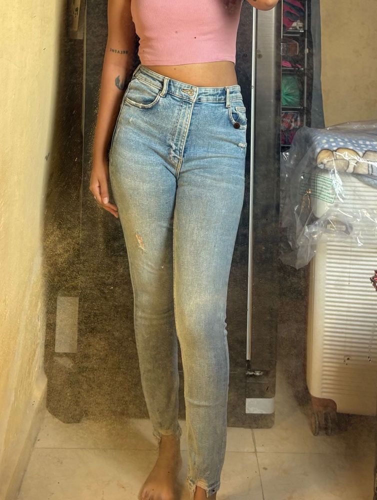 Light Wash Denim Jeans