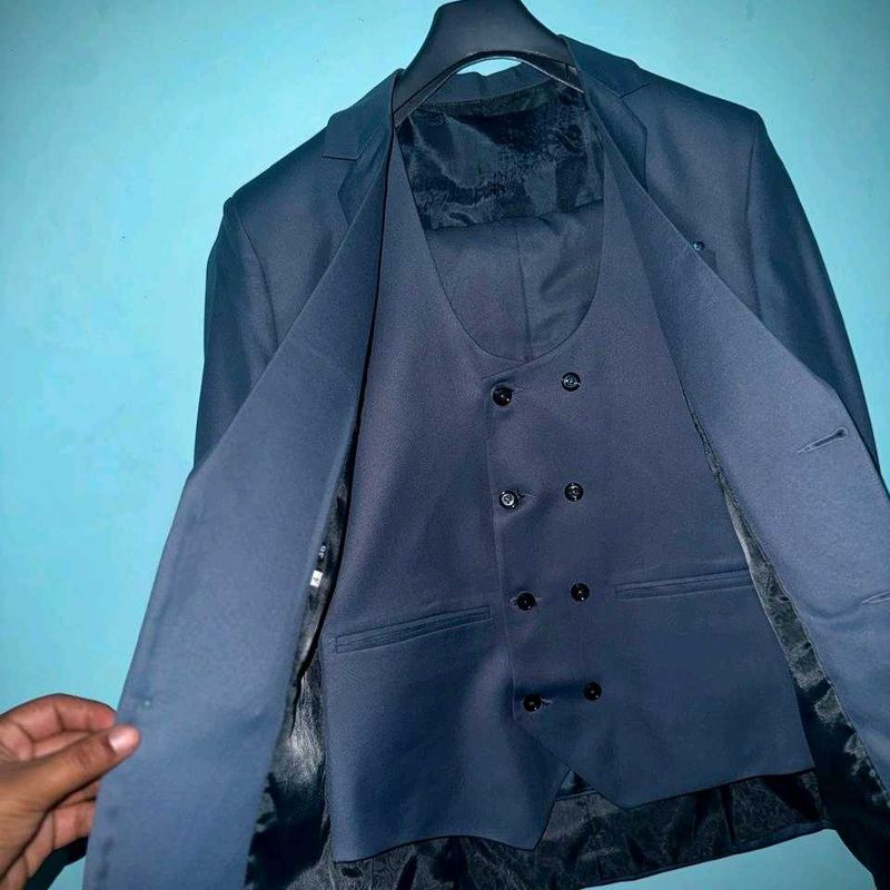 Men&#39;s Grey 3 Piece Suit