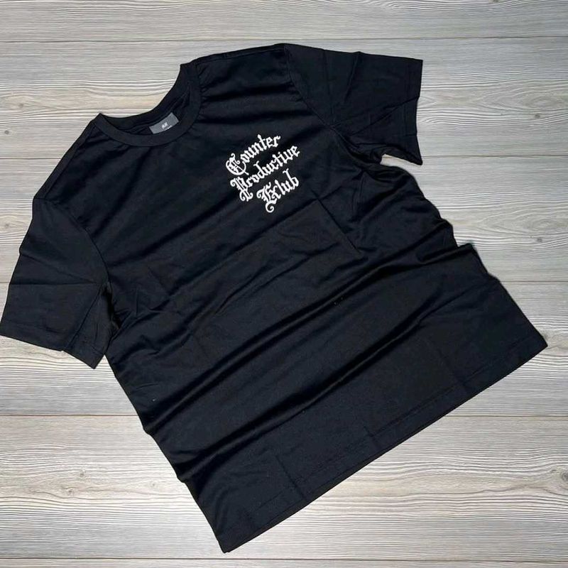 H&amp;M Black Graphic T-Shirt