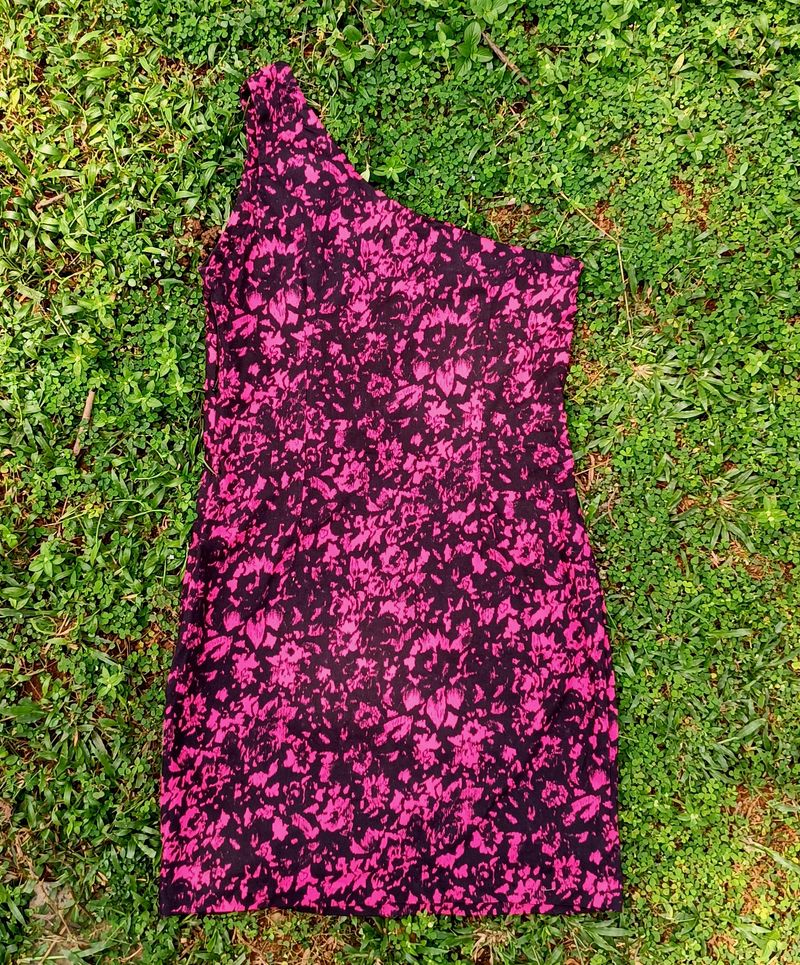 Printed Bodycon Dress With Surprise Freebie