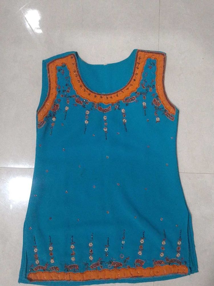 90s bollywood teal hand embroided kurti