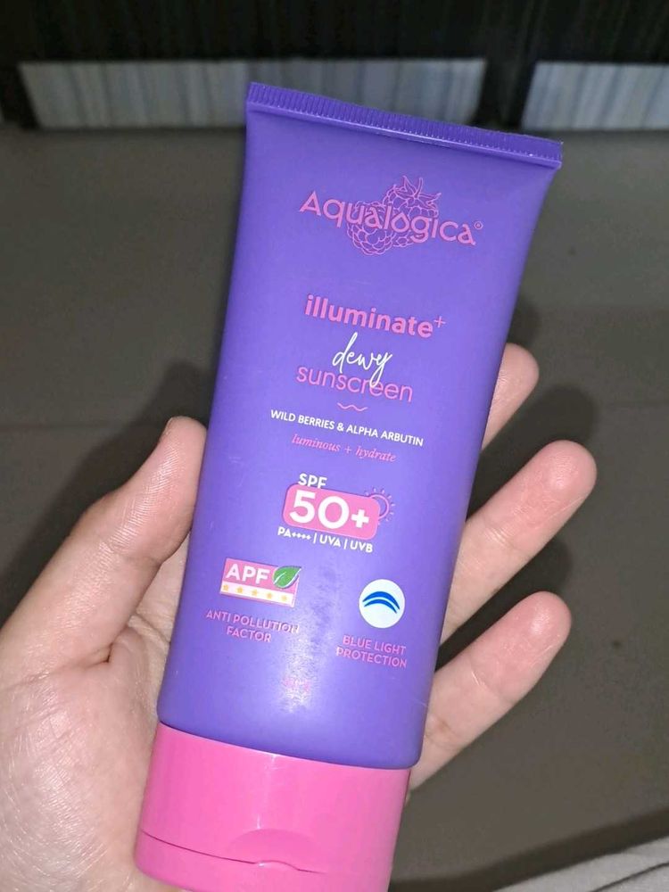 Aqualogica Sunscreen SPF 50+