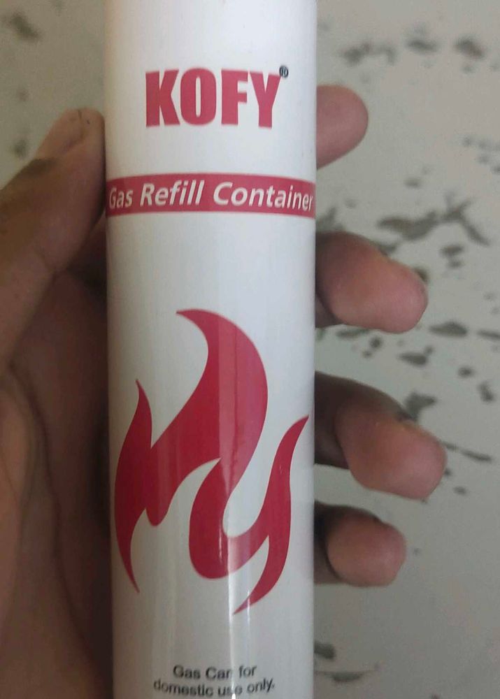Reffile container for lighter