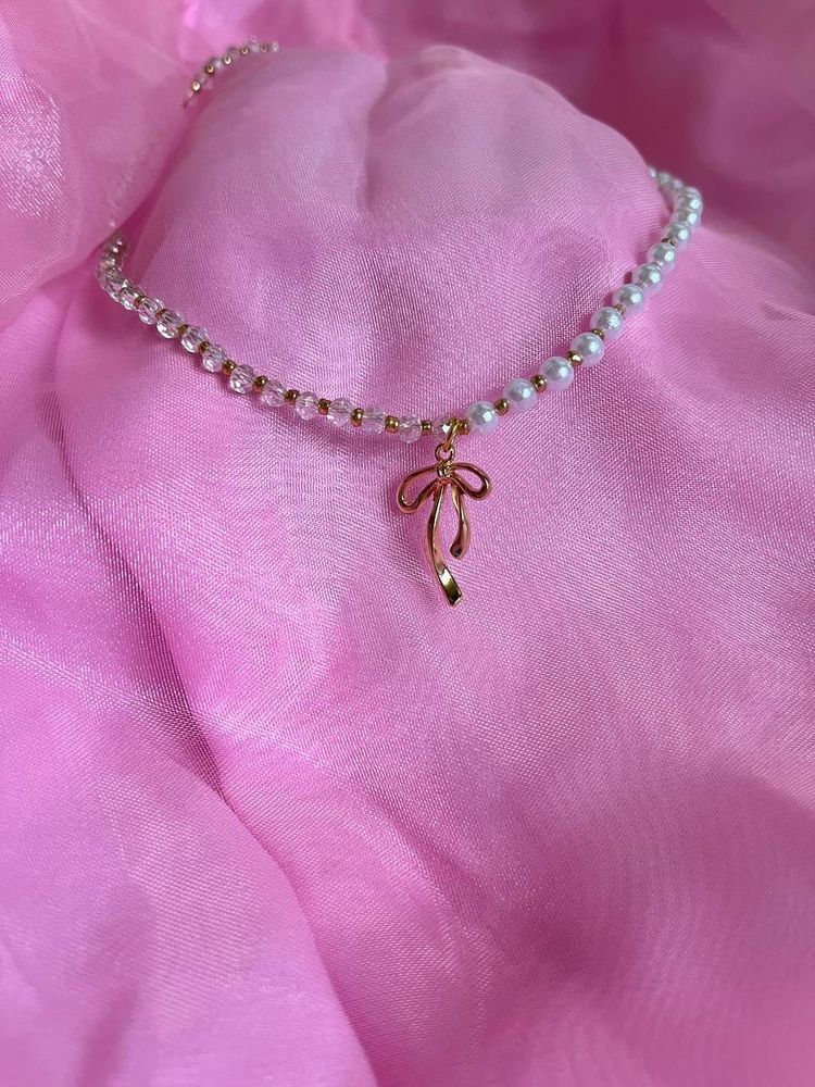 Pearl Bow Necklace