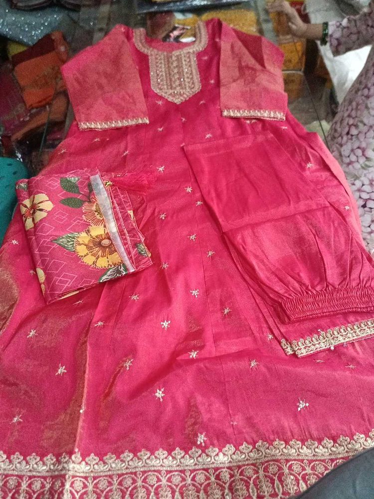 Elegant Salwar Suit