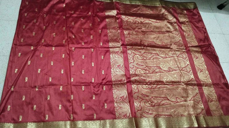 New Maroon Banarasi Sari With Unstitched Blouse