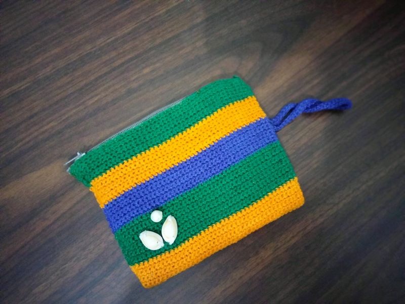 #crochetpouch #thread # Designwithshells