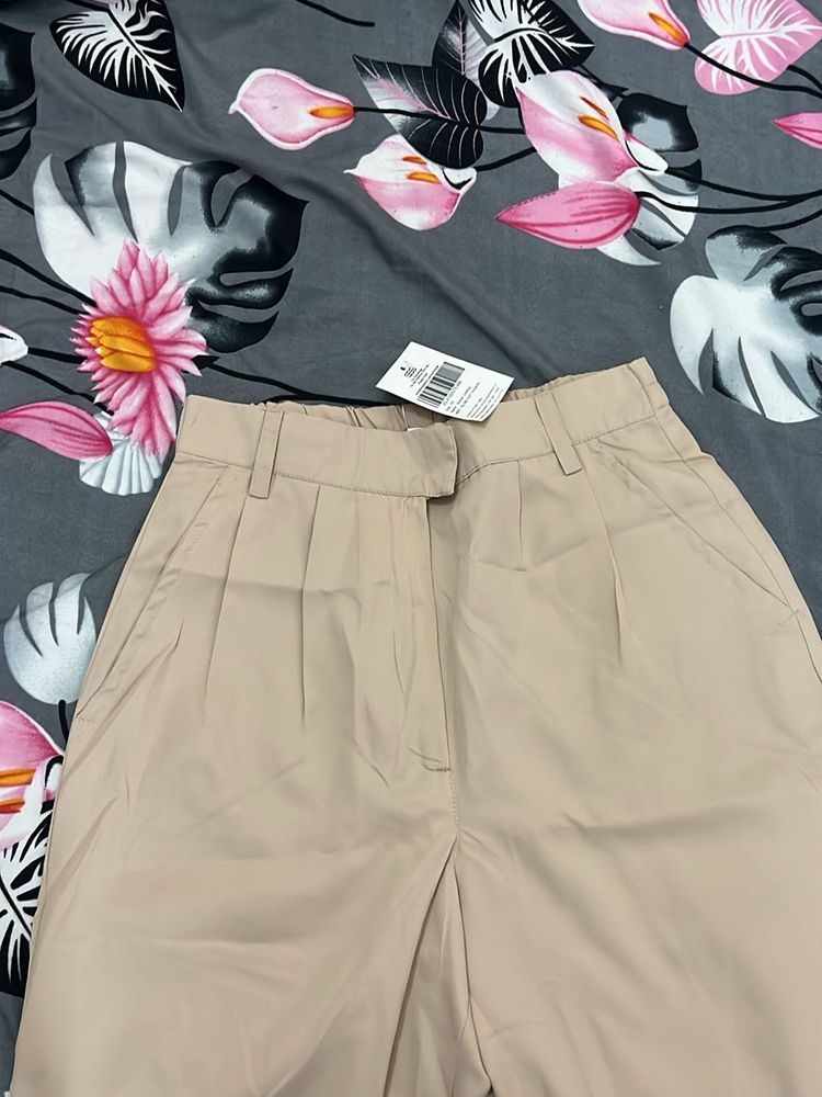 Nude Pants - No Negotiations