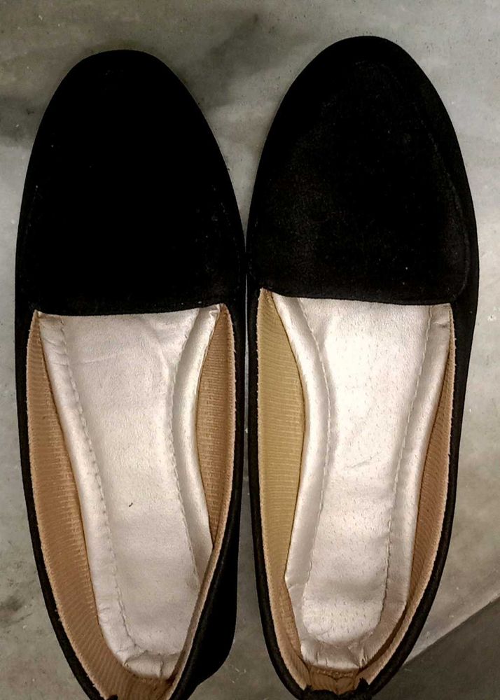 Black velvet slip-on loafers