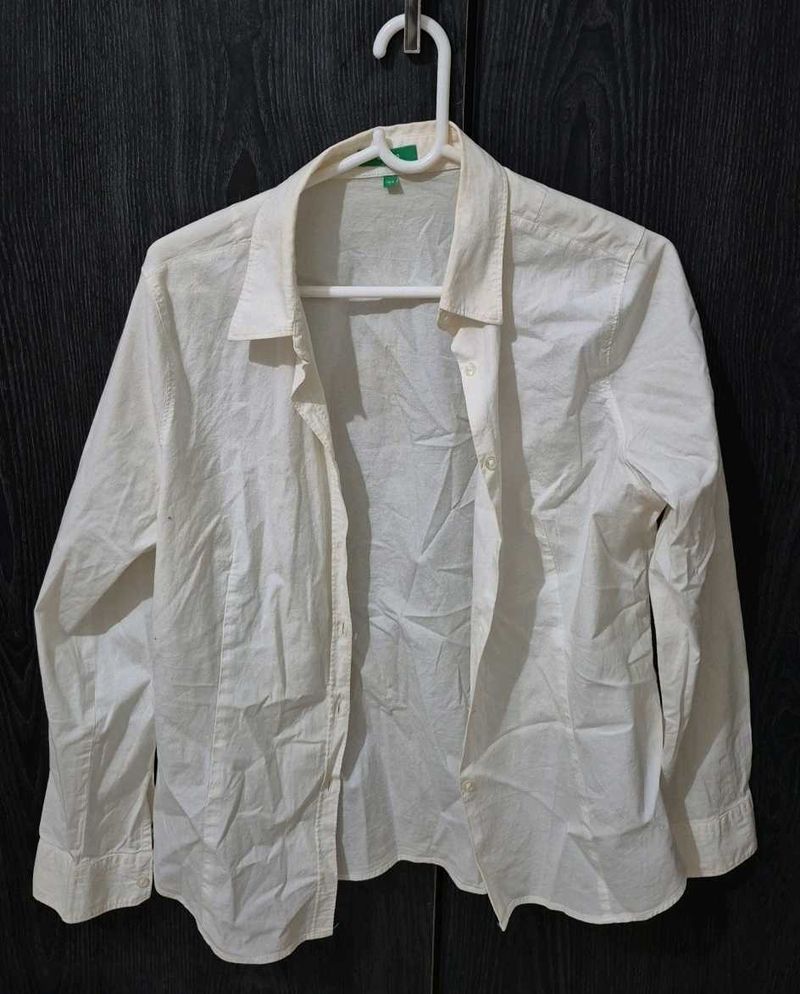 Fitted Off White Button-Down Shirt