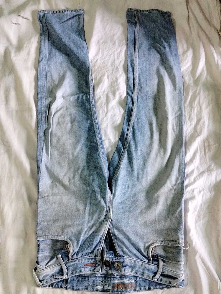 Light Wash Jeans