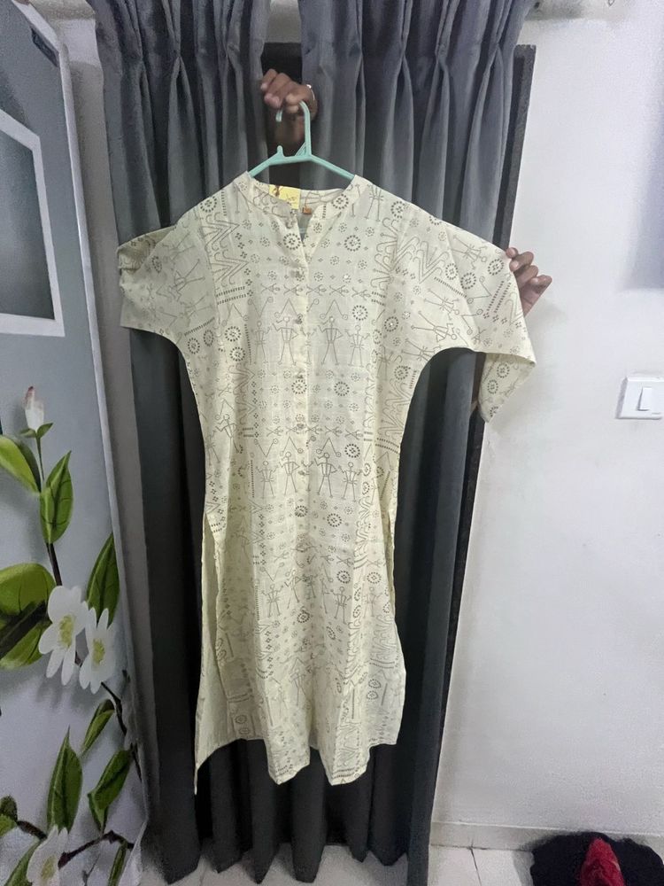 Elegant Off White Kurti