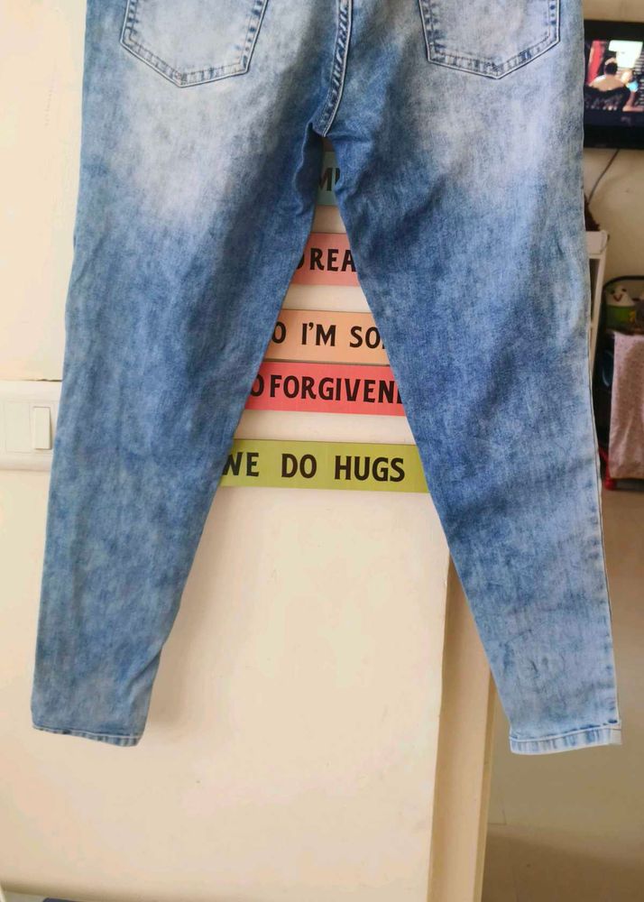 ✨ Pre-loved Mid Slim Stretch Jeans