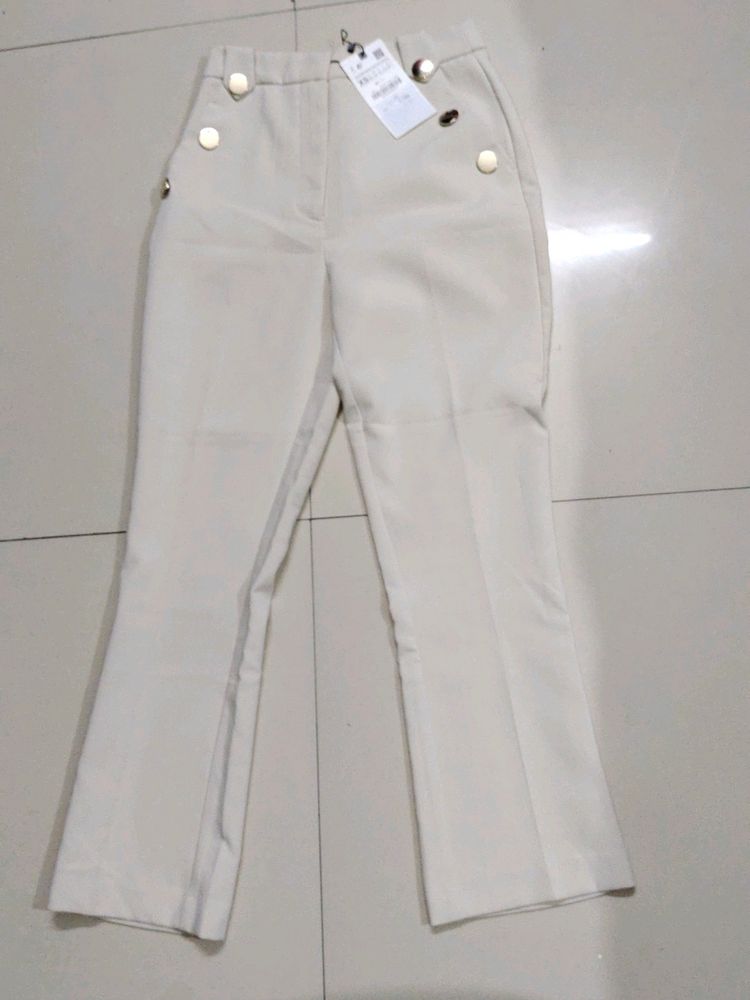 Zara High-waisted Bootcut Or Flared Fit Jeans