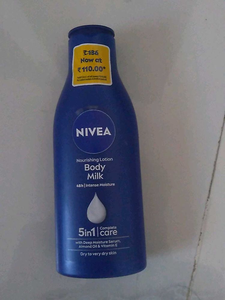 NIVEA Body Milk