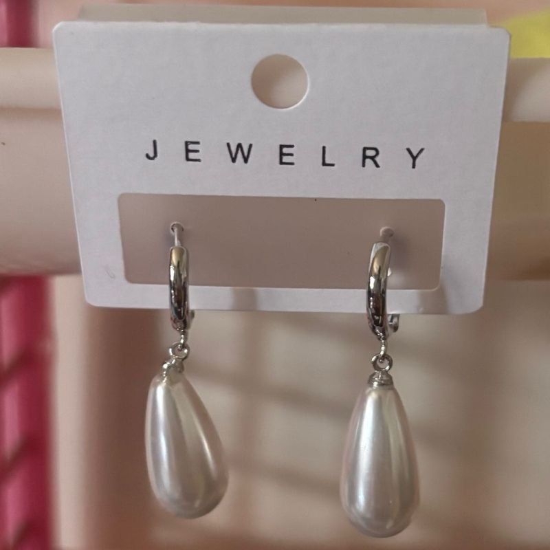 Pearl Design Earrings