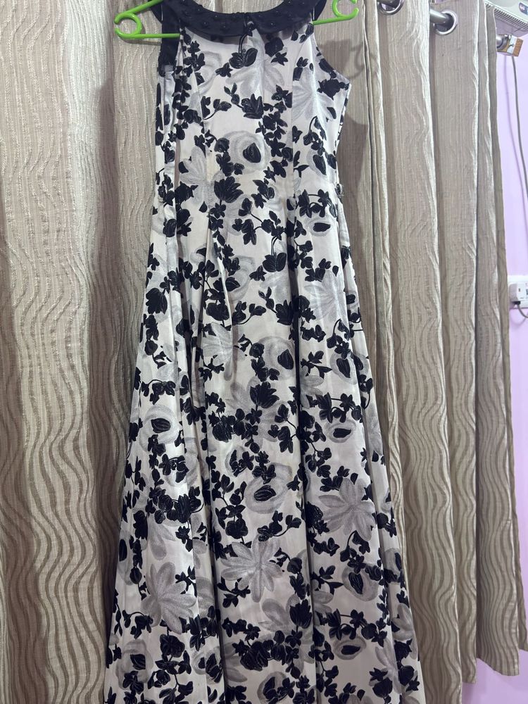 Floral Print Sleeveless Dress