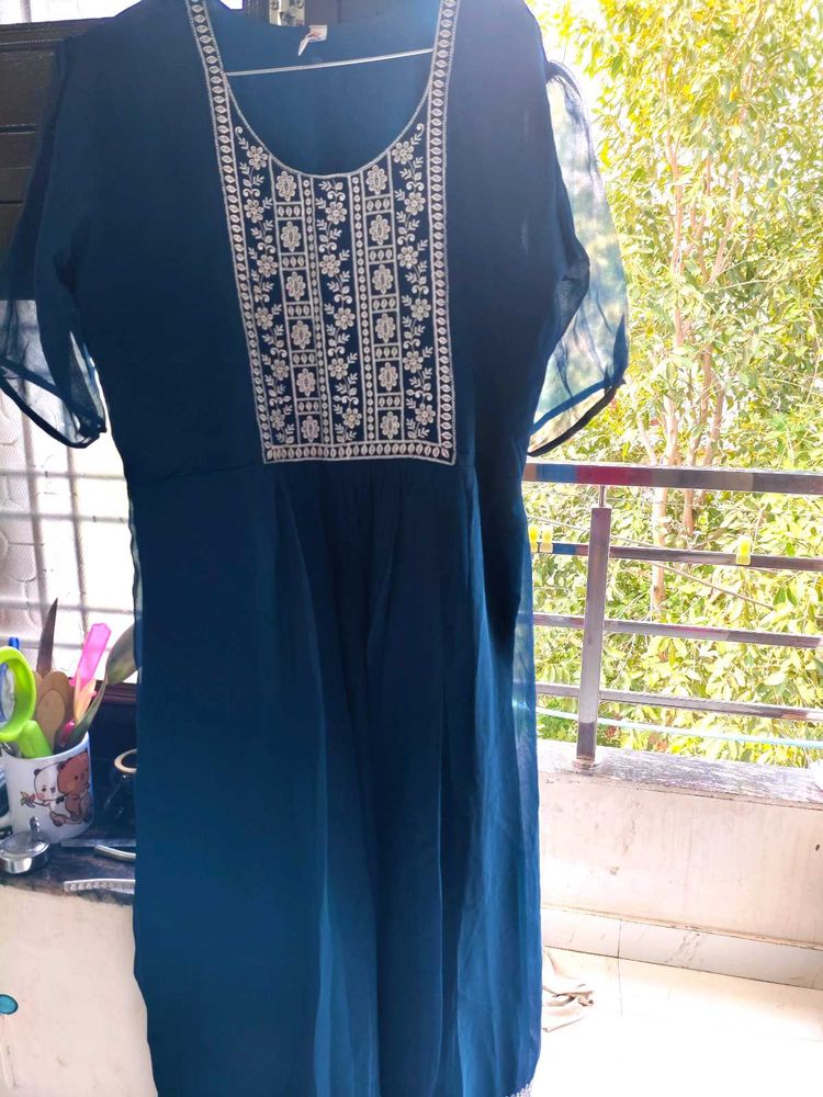 Elegant Embroidered Kurta