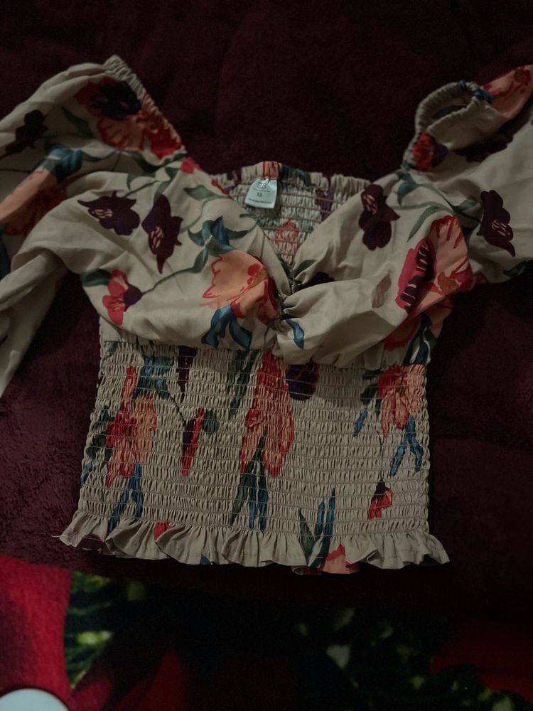 Beautiful Crop Top With Size XS…. Wear 4-5 Times