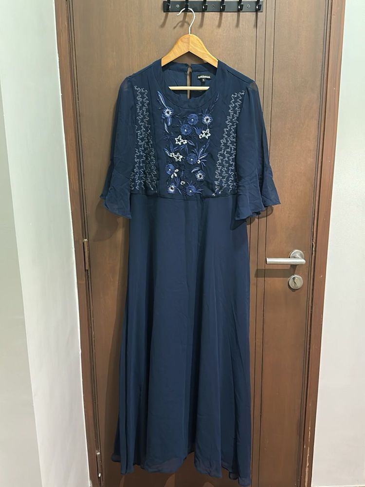 Floral Embroidered Navy Blue Kurti Dress – Size M