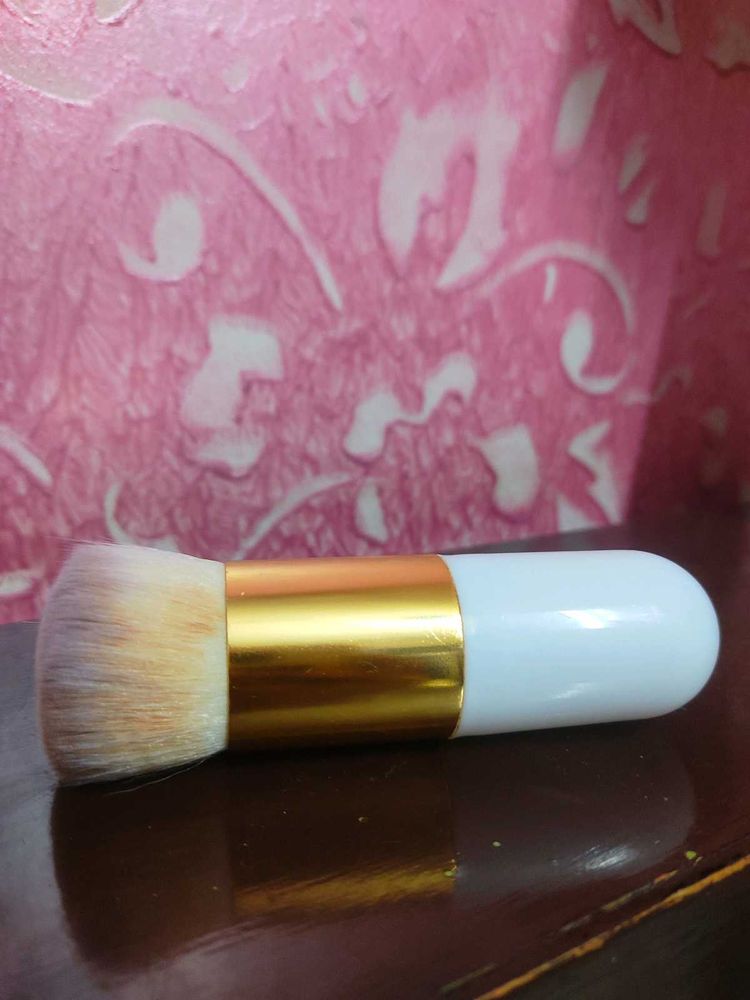 Makeup Brush
