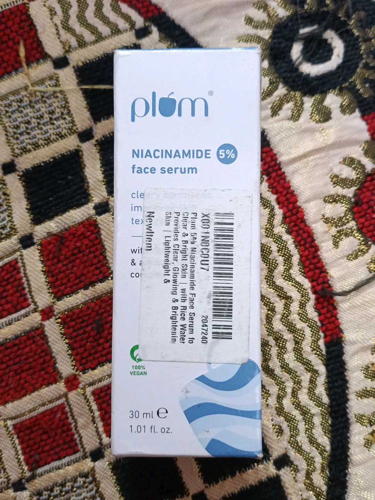 Plum Niacinamide 5% Face Serum