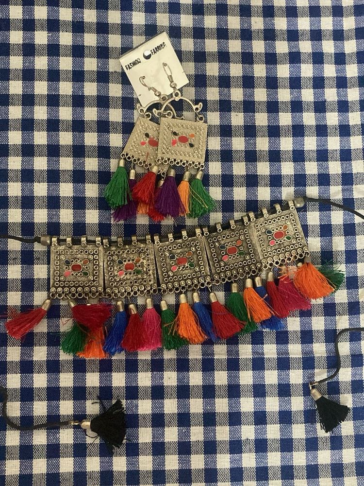 Ethnic Tassel Necklace &amp; Earrings Set