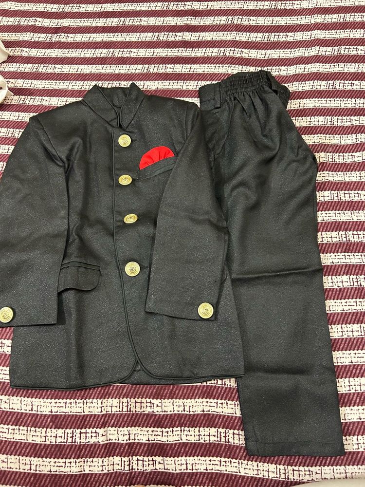 Boy&#39;s Formal Black Suit