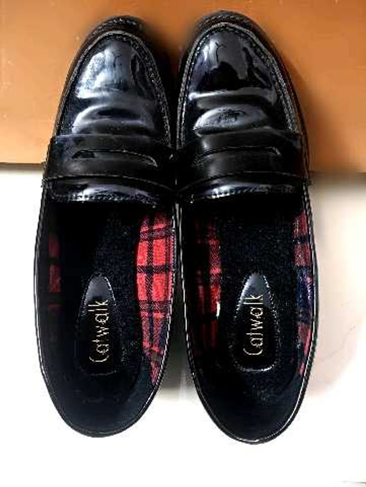 Catwalk Black Loafers