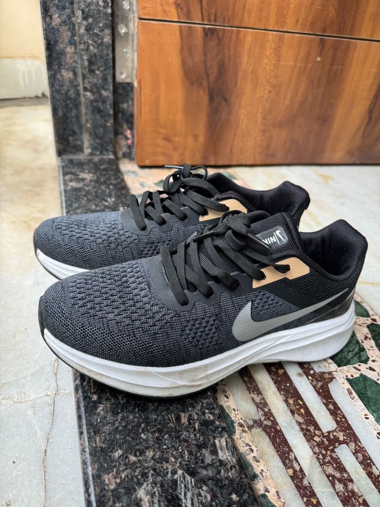 Nike React Shoe