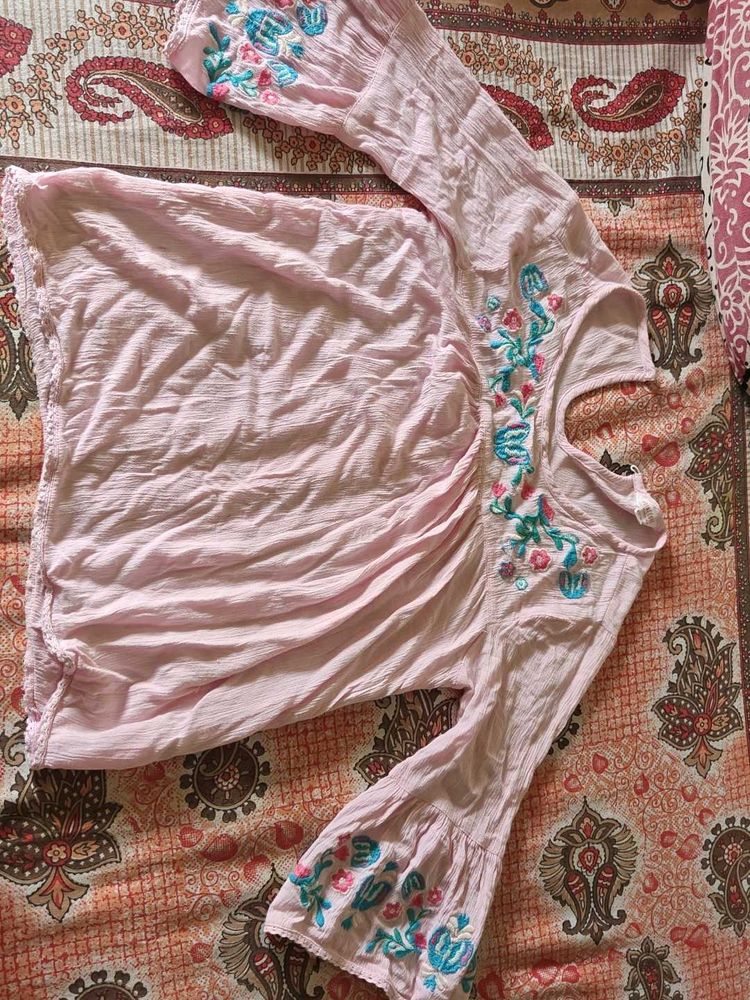 5 tops Western ware like new