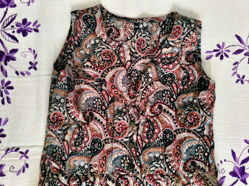 Paisley Print Sleeveless Maxi Dress