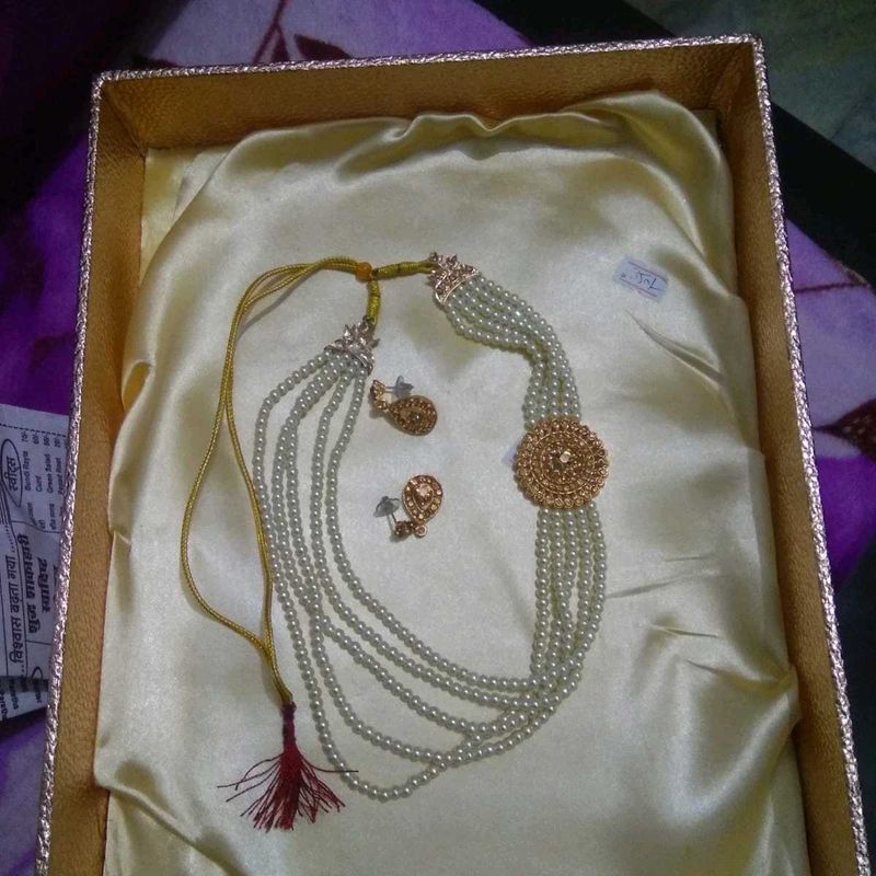 Pearl Necklace &amp; Earring Set