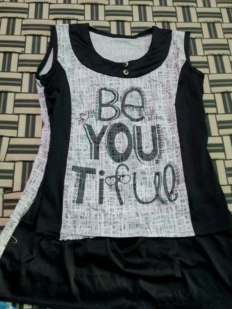 Black &amp; White &#34;Be You Tiful&#34; Top Combo 5