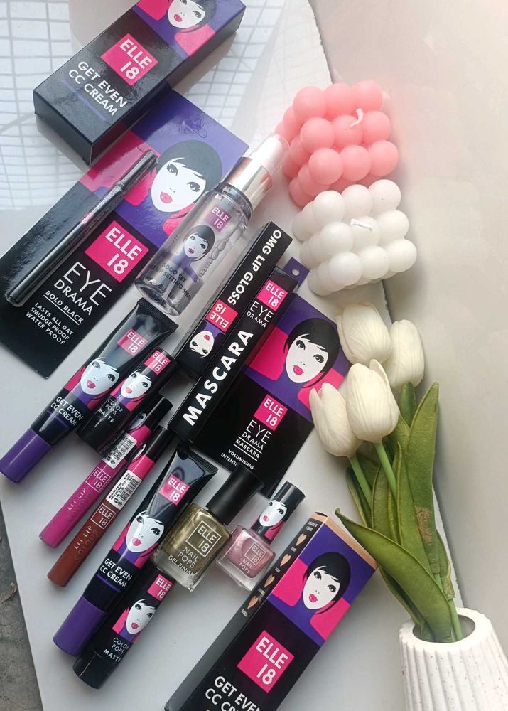 guyz I&#39;ll give makeup pouch for this makeu