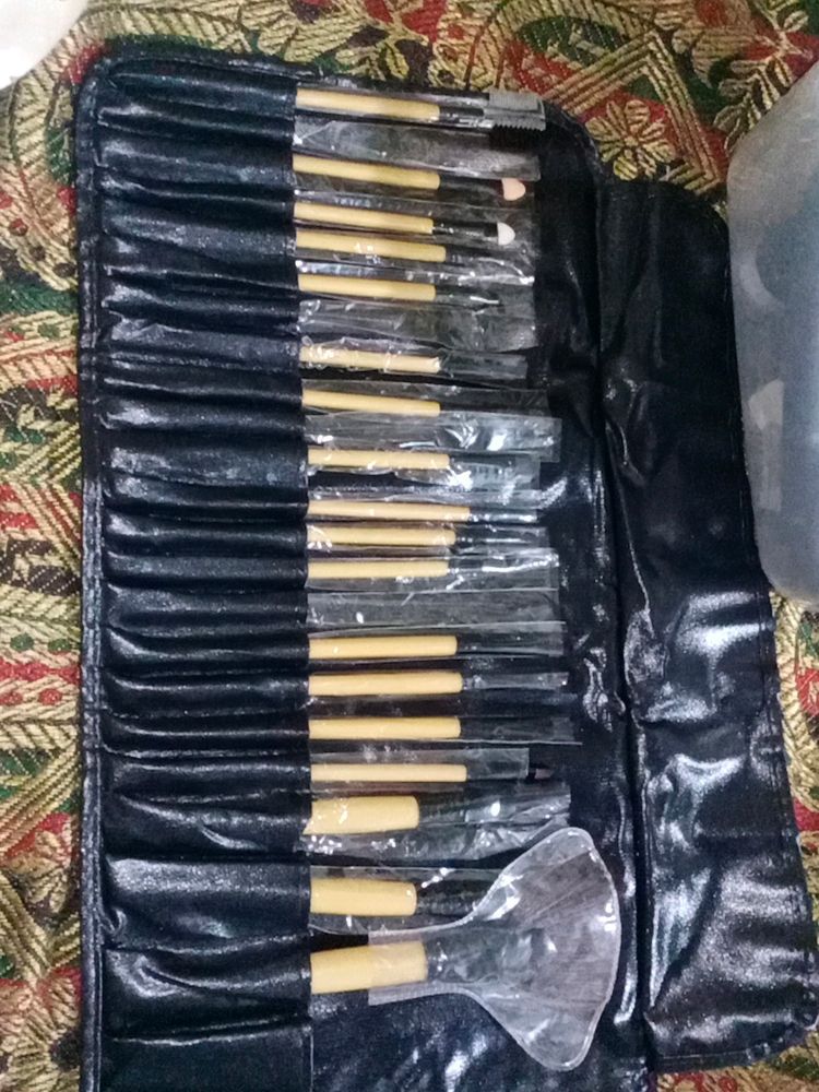 Makeup Brushes