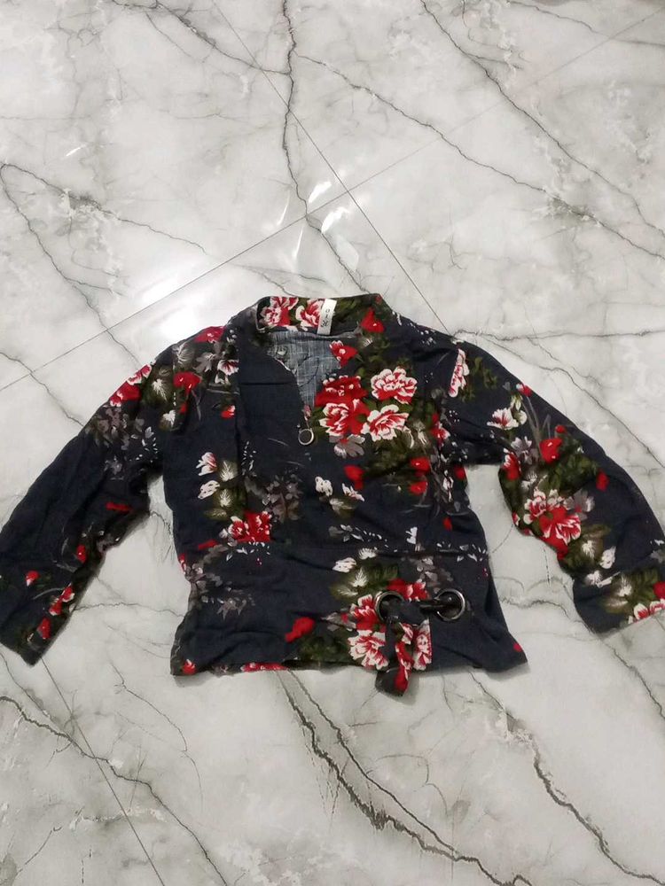 Floral Print Tie-Front Top