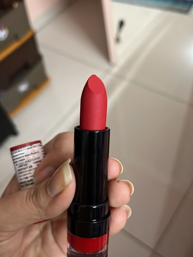 Makeup Revolution Red Lipstick