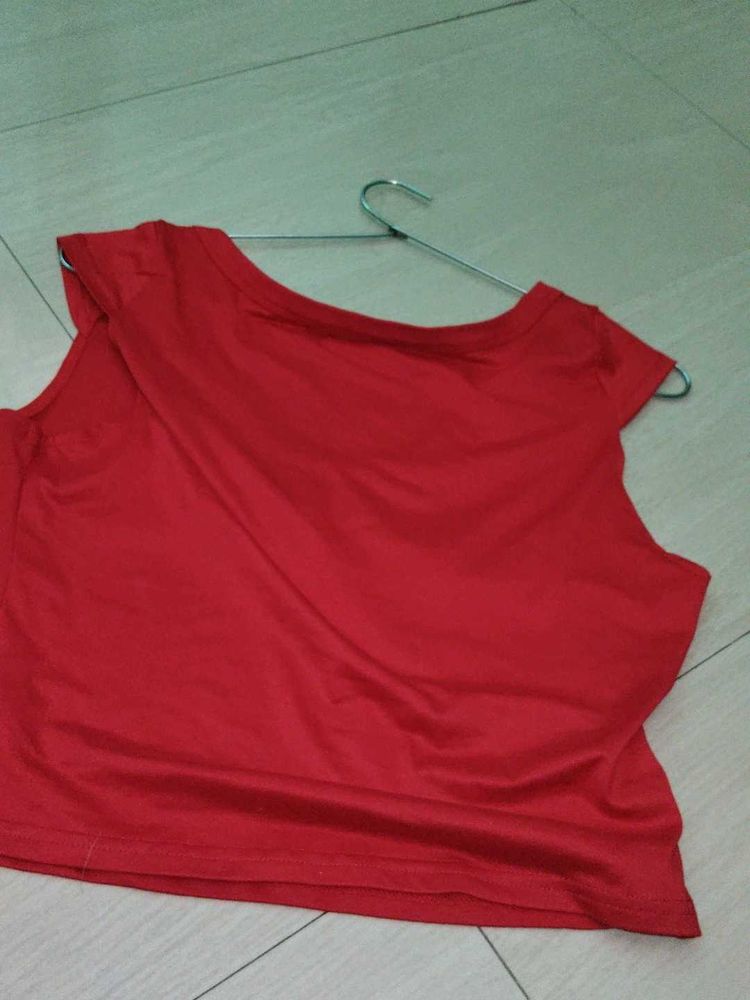 Red Sleeveless Top