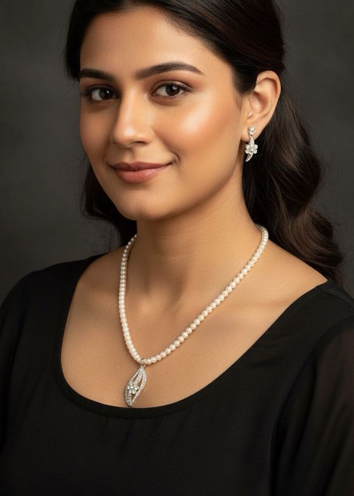 Pearl Necklace &amp; Earring Set