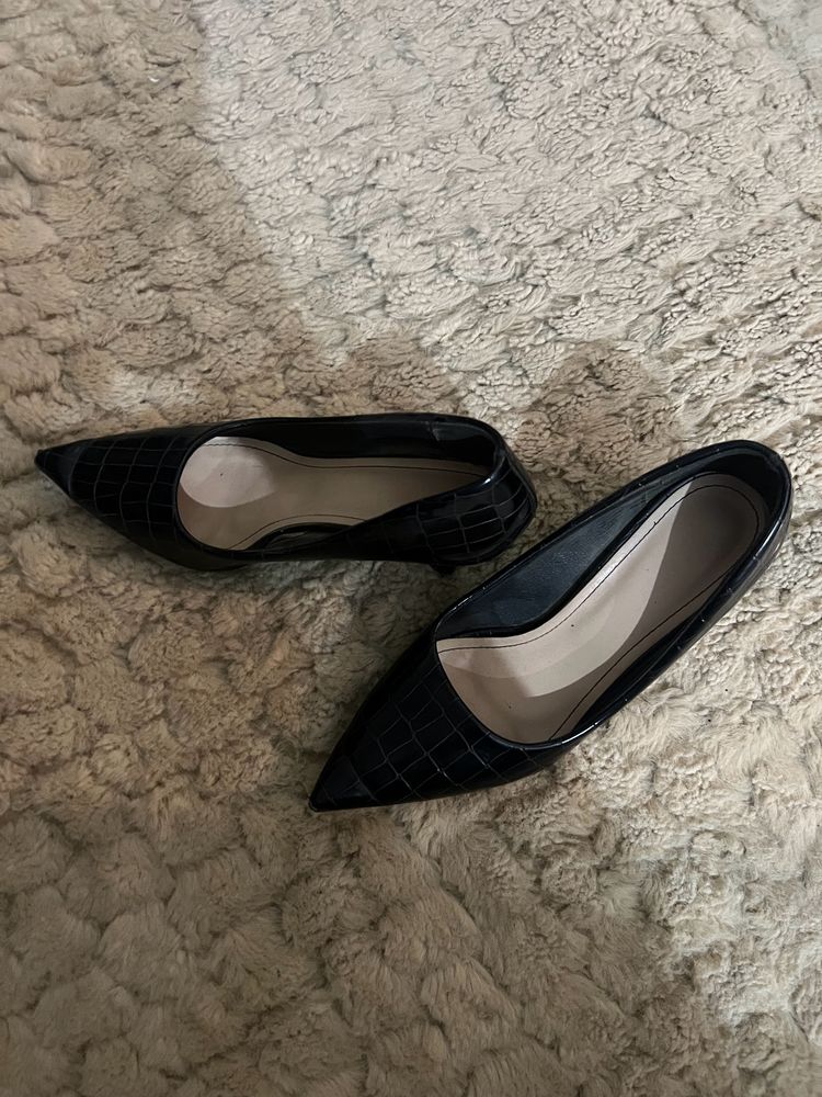 Black Pencil Heels