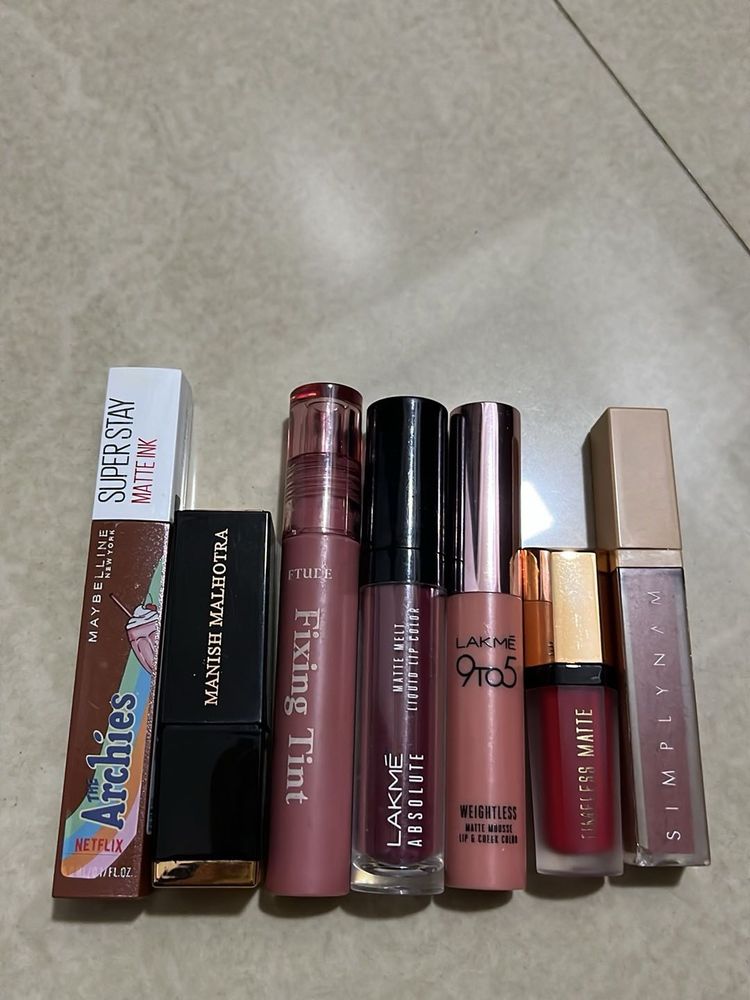 Multibrand Lipstick Bundle