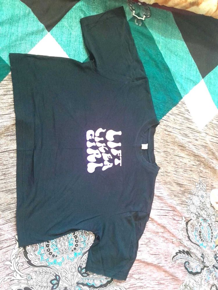 Leticea Girl Graphic Tee