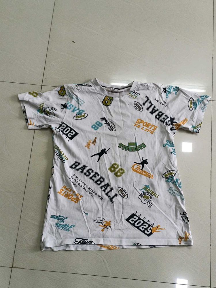 Stylish Sports Catchy T-shirt