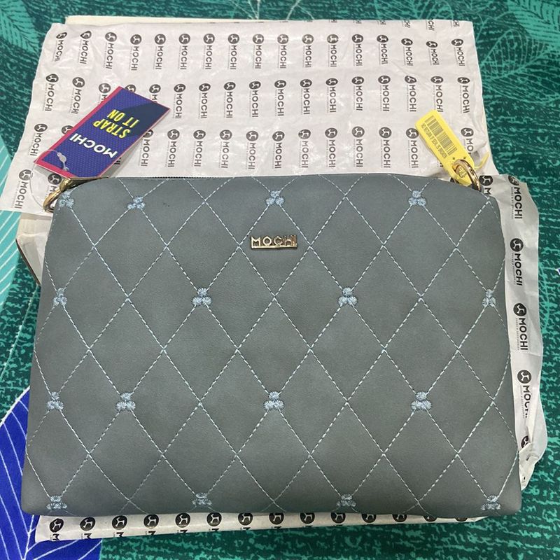 Mochi Sling Bag With Box N Tag
