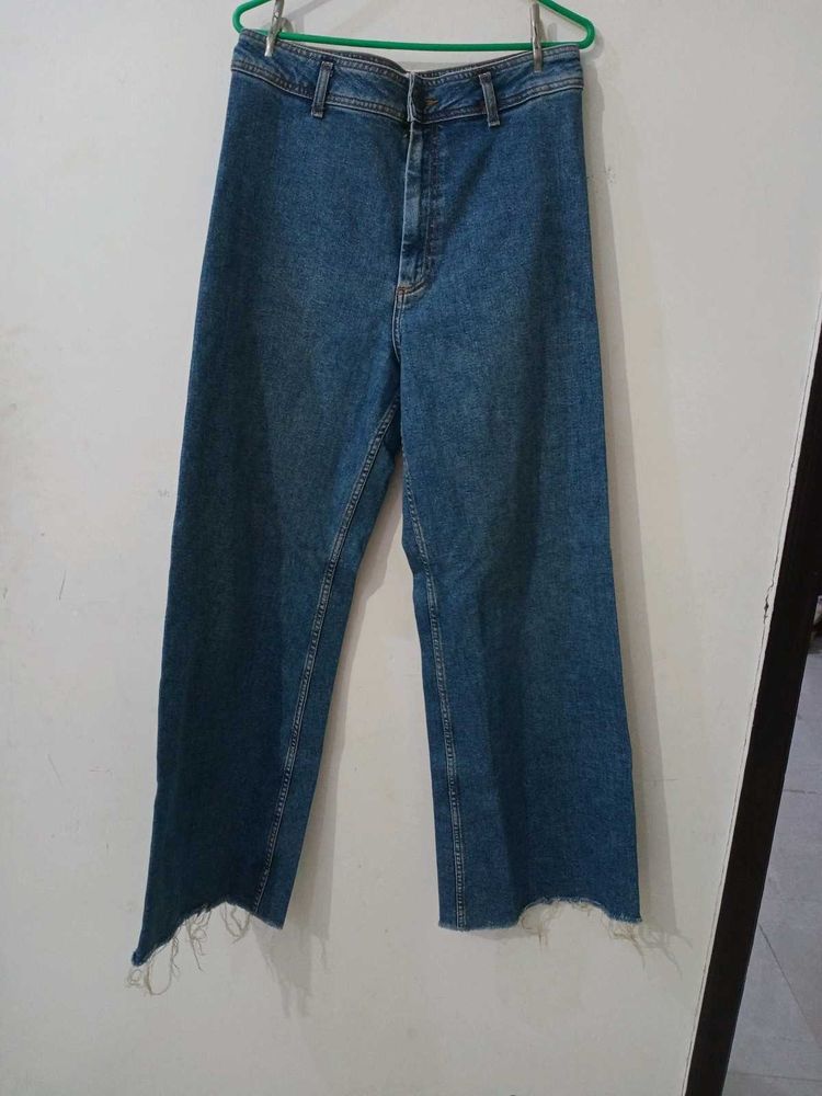 zara brand Wide Leg baggy style Denim Jeans