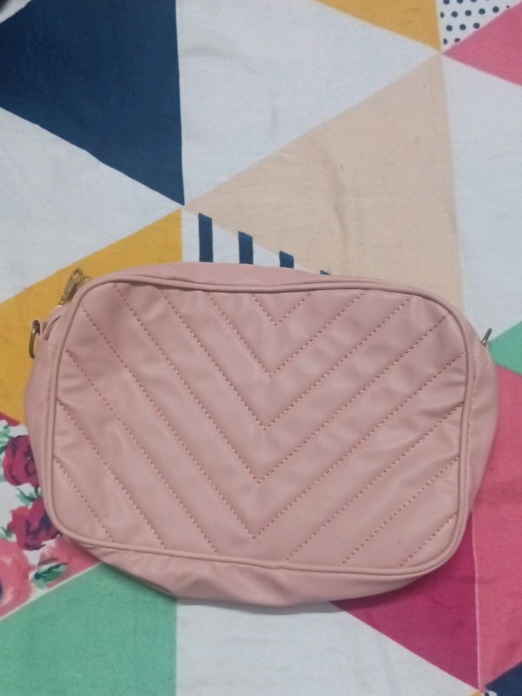Sling Bag With Luxurious Quality