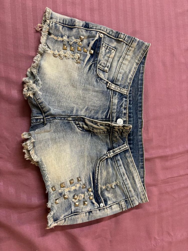 Studded low waist micro Shorts