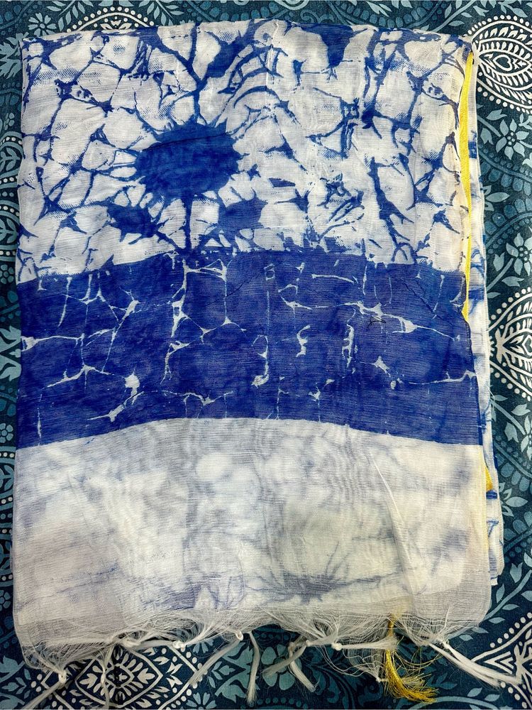 Combo -2 Sarees At 600/- Blue And Green.